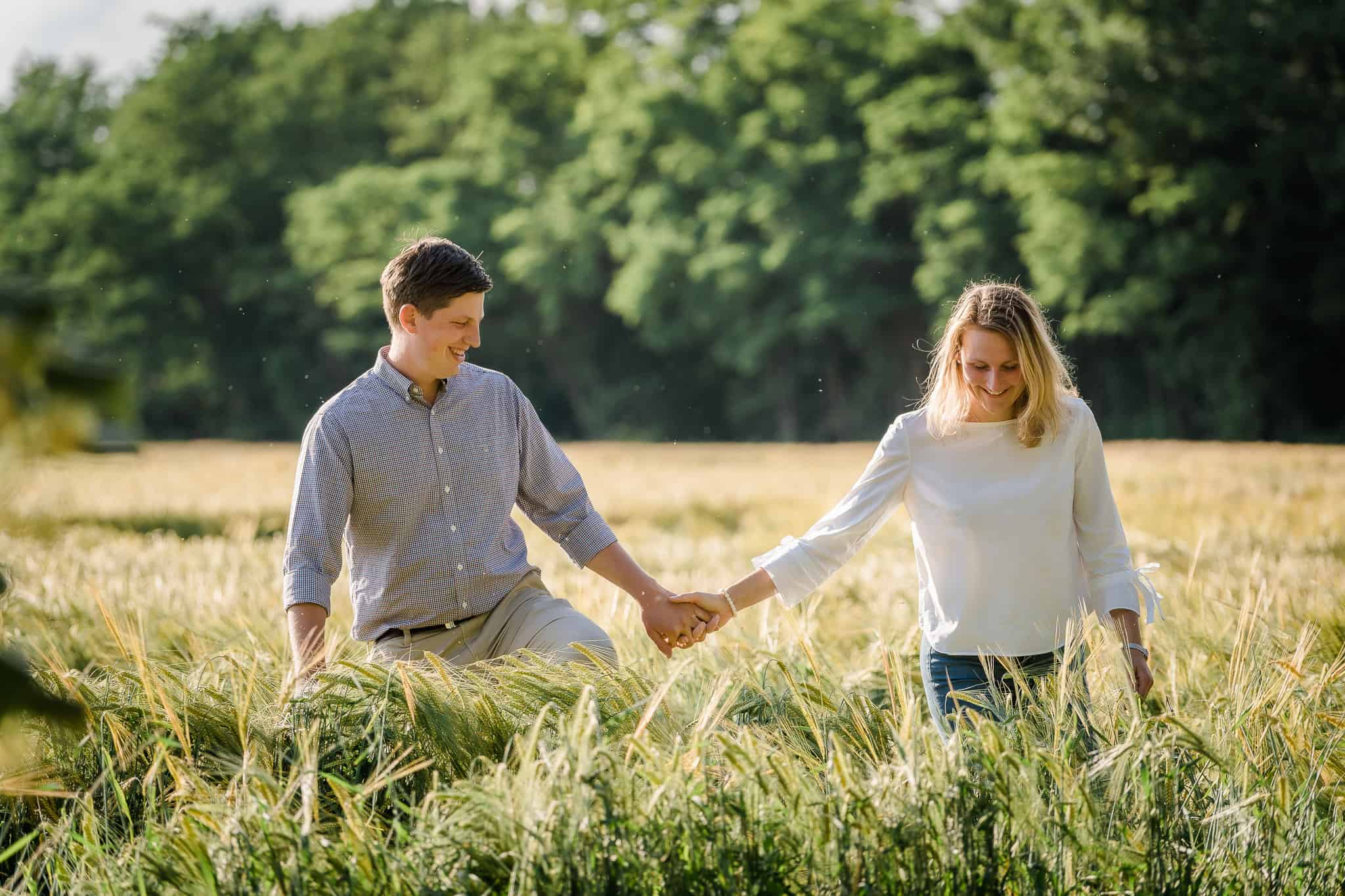 Paarfoto verliebt Coupleshoot aufgenommen von Fotograf in Alzey www.emotive-photography.de